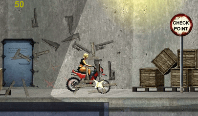 Soviet Bike: moto, motocross, tragitto